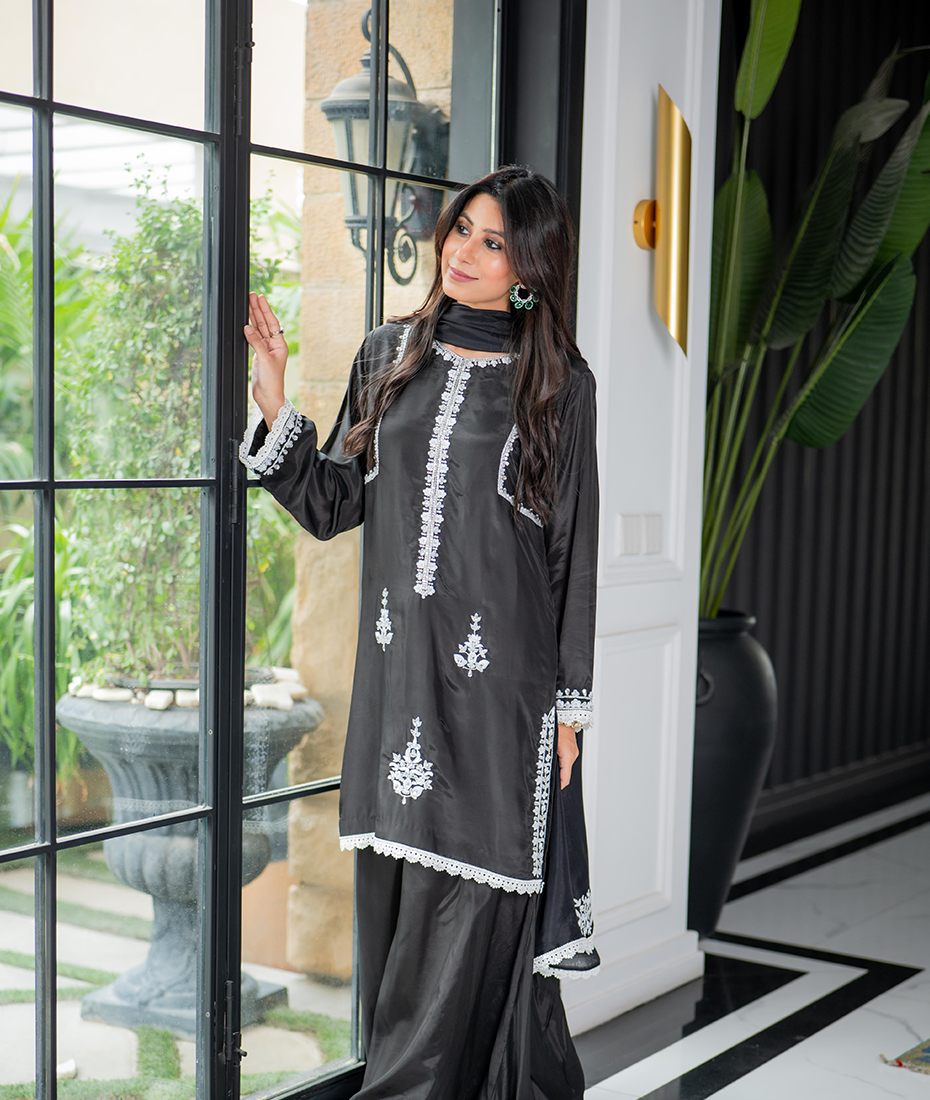 Black Elegance
