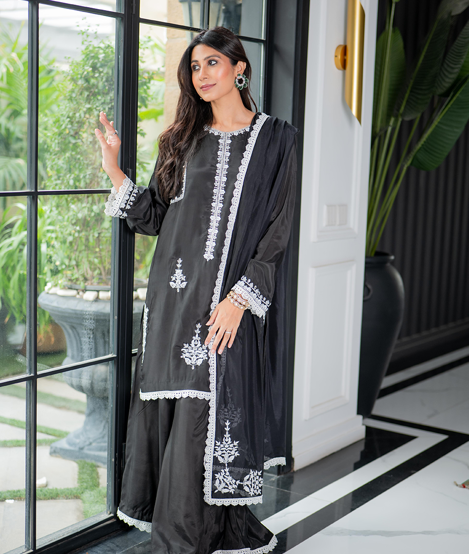 Black Elegance