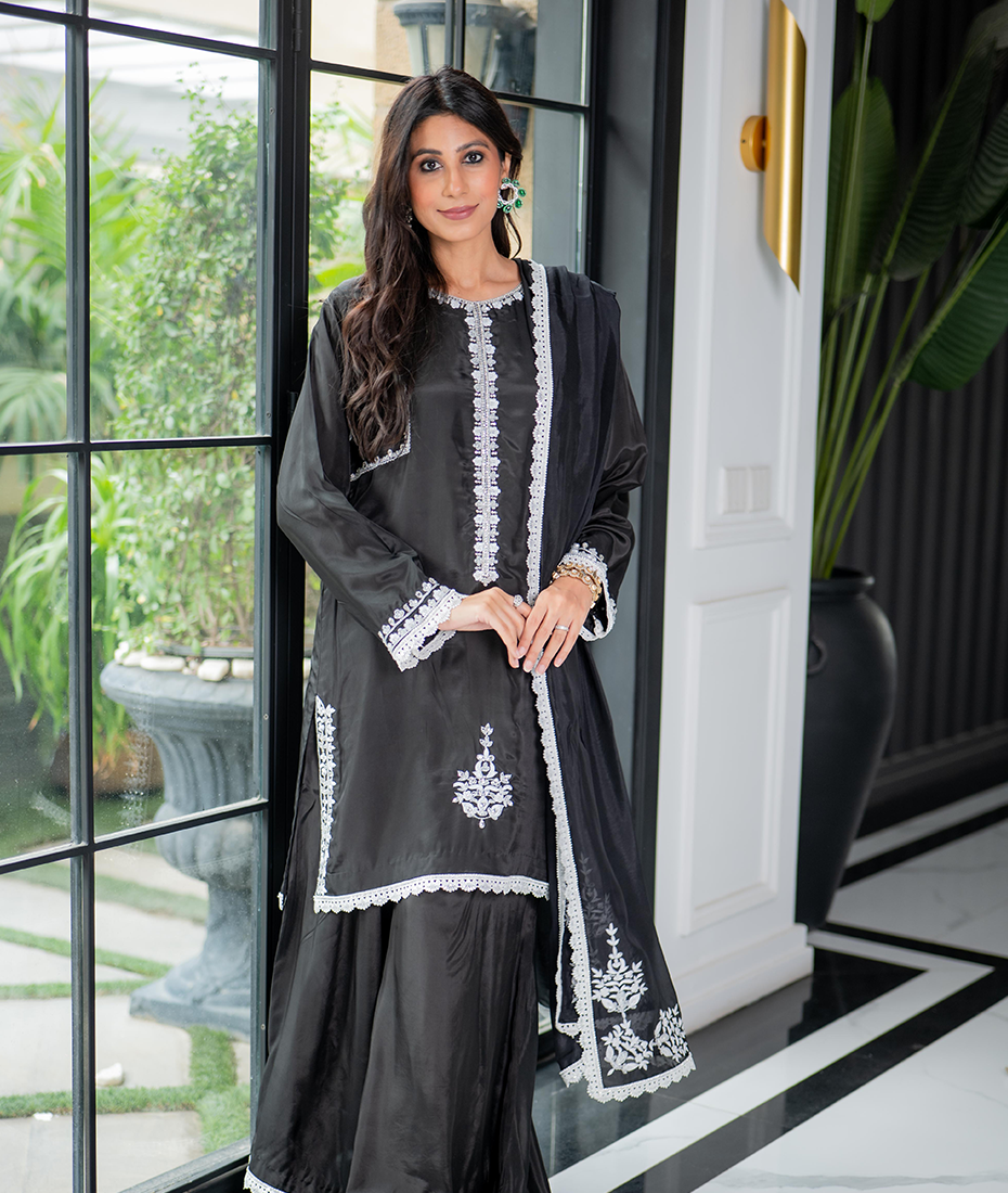 Black Elegance