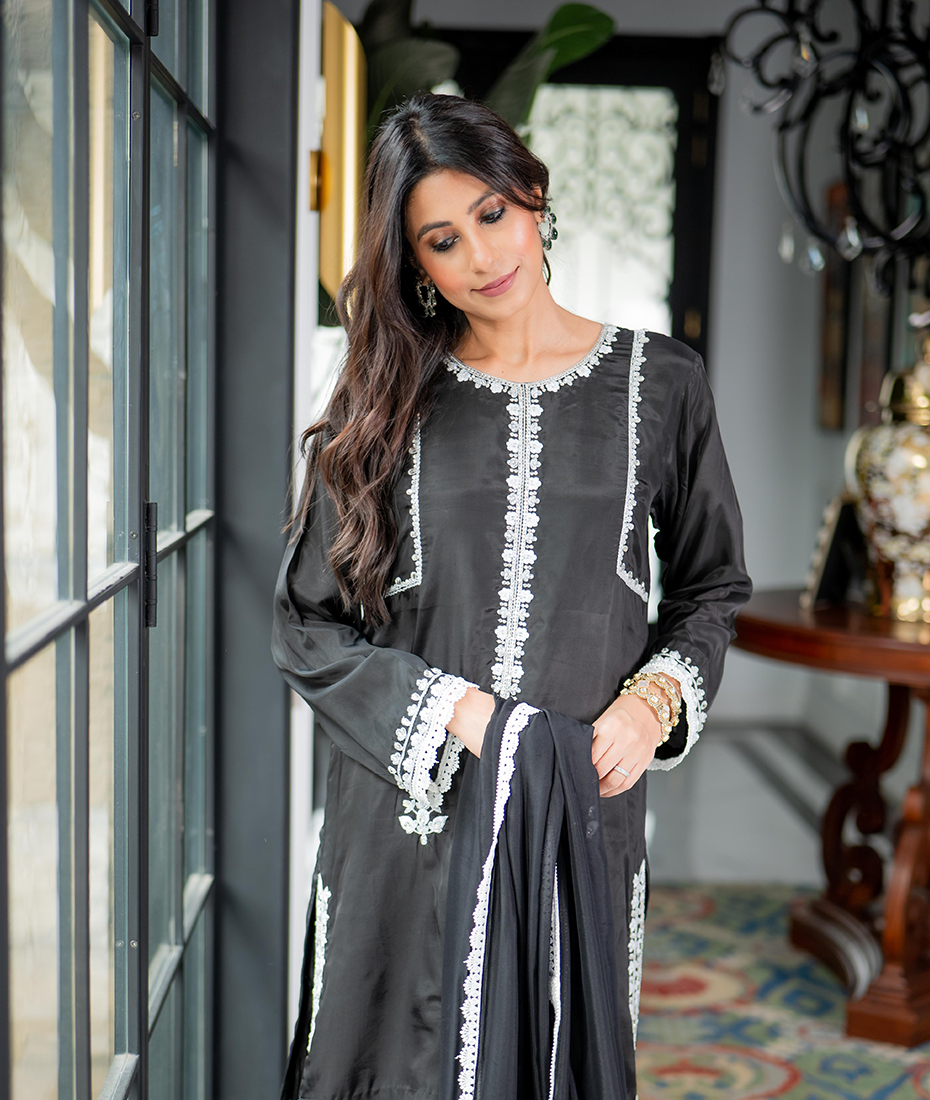 Black Elegance